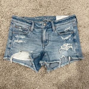 Brand New - American Eagle Next Level Stretch Jean Shorts- Size 6 (28W).